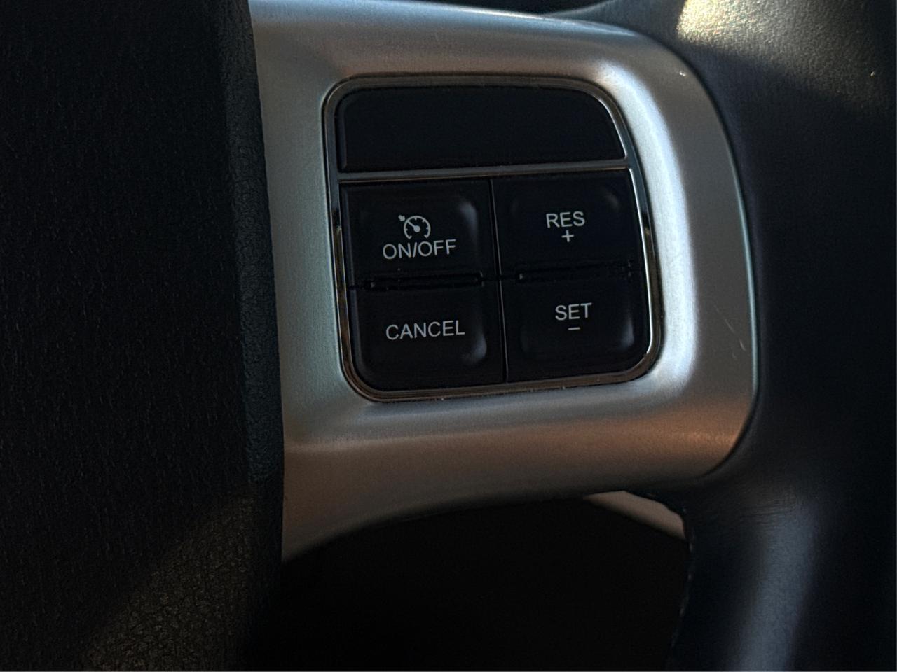 2013 Dodge Journey 7 PASS LEATHER DVD HEATED SEATS WE FINANCE ALL! Photo
