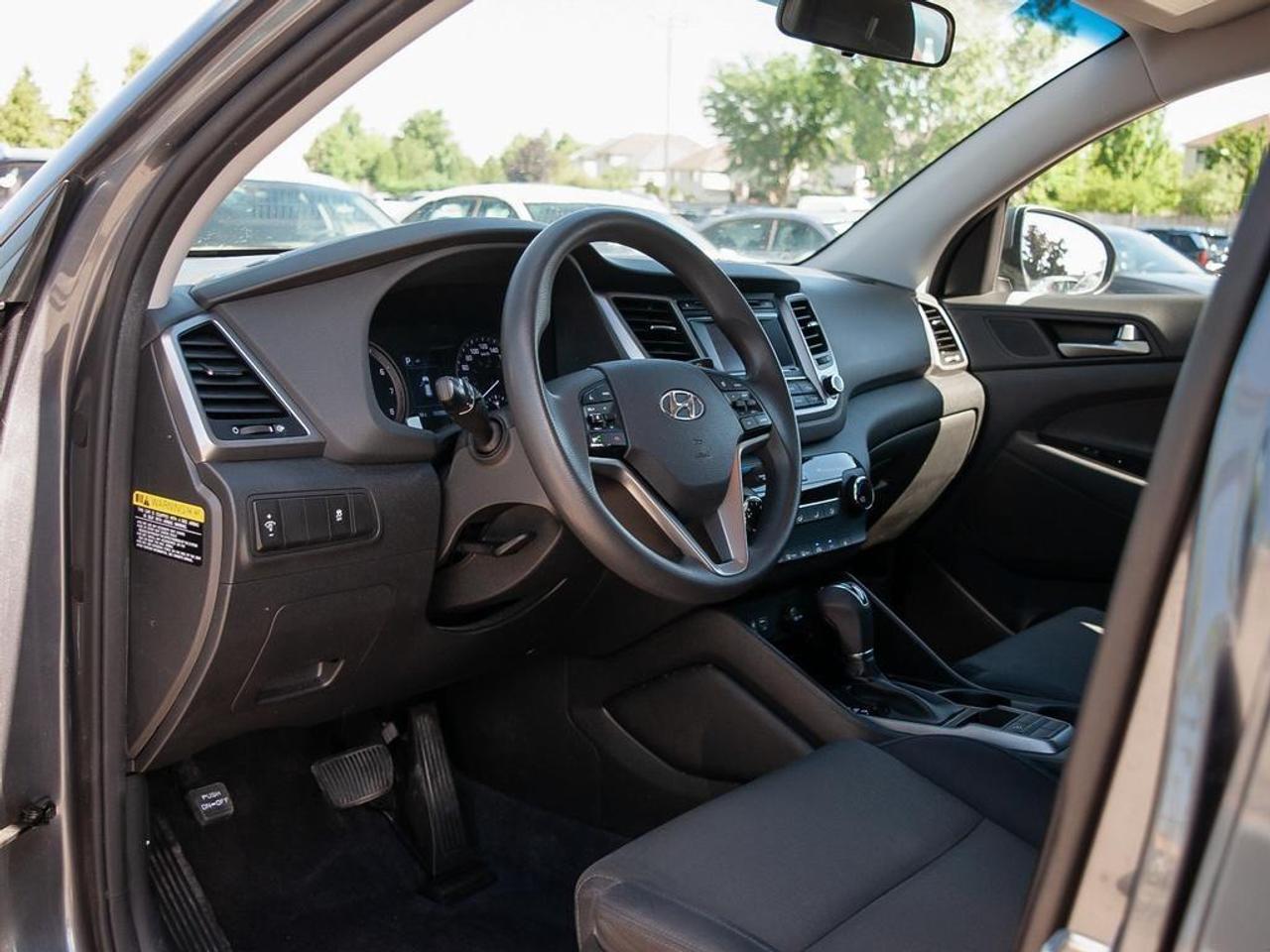 2018 Hyundai Tucson Base 2.0L 4dr Front-Wheel Drive Photo