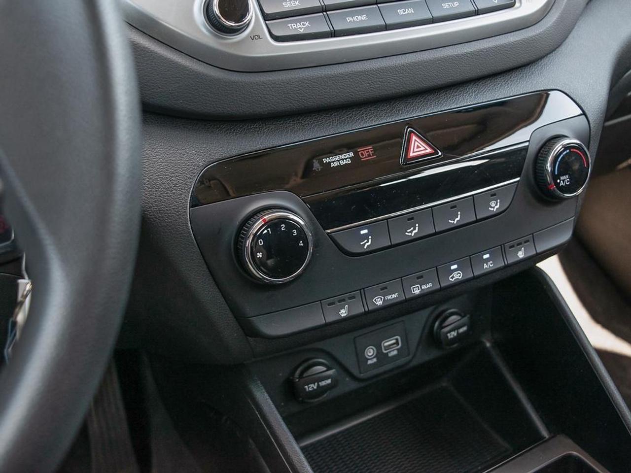 2018 Hyundai Tucson Base 2.0L 4dr Front-Wheel Drive Photo