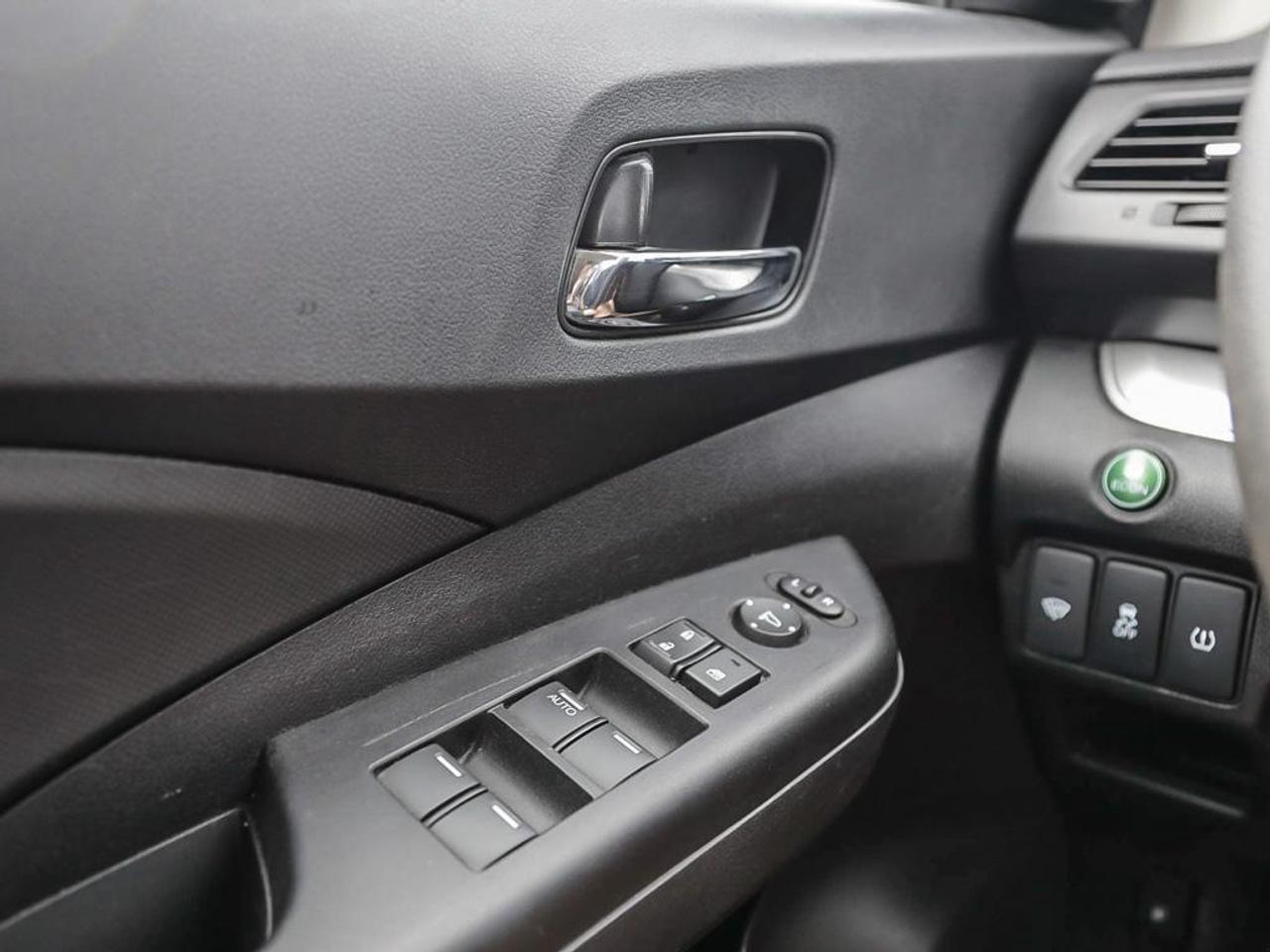 2016 Honda CR-V SE 4dr All-wheel Drive Photo