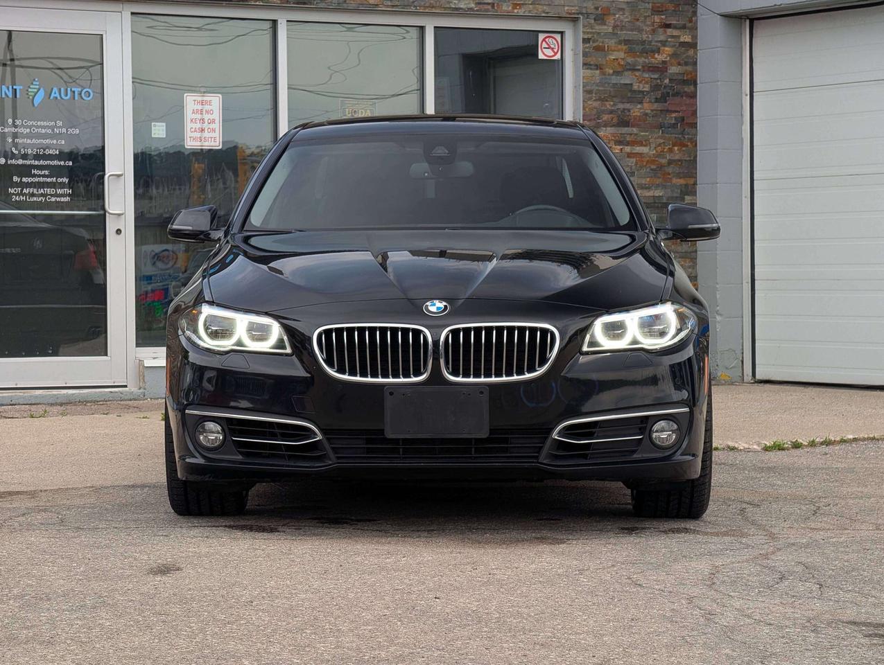 2015 BMW 5 Series Clean CarFax   Dealer Serviced   2 Keys Photo2