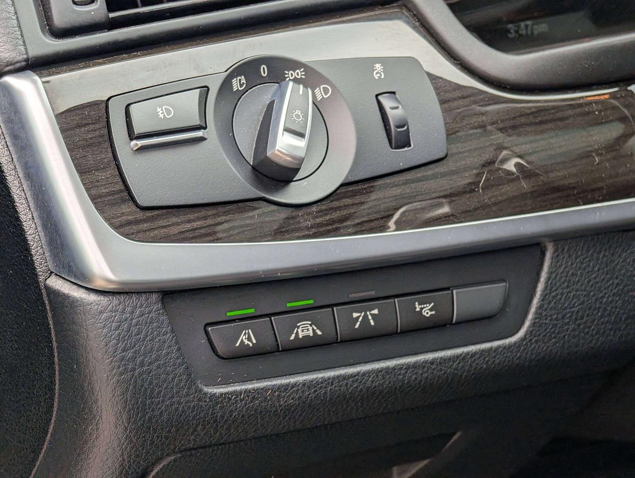 2015 BMW 5 Series Clean CarFax   Dealer Serviced   2 Keys Photo