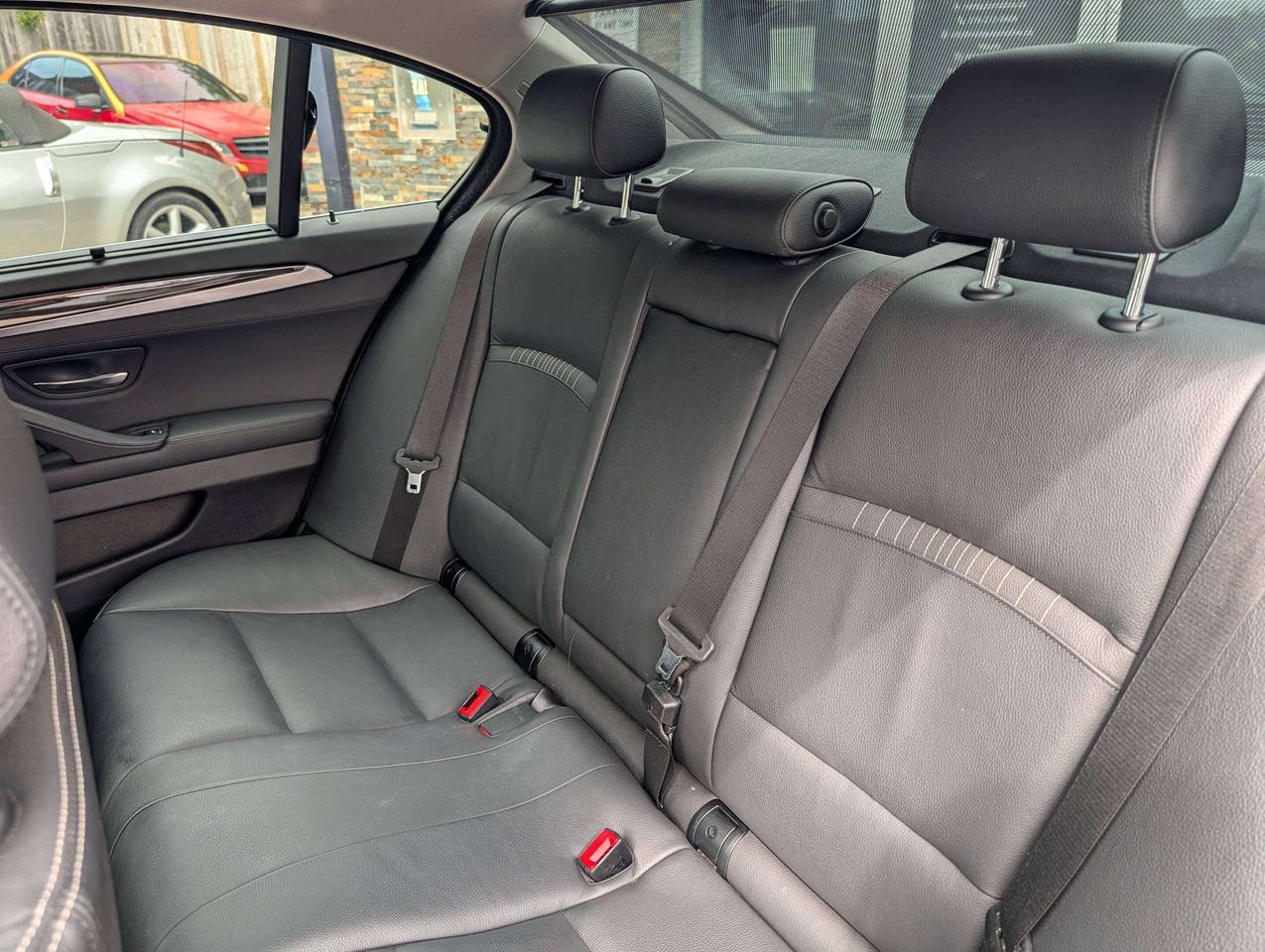 2015 BMW 5 Series Clean CarFax   Dealer Serviced   2 Keys Photo