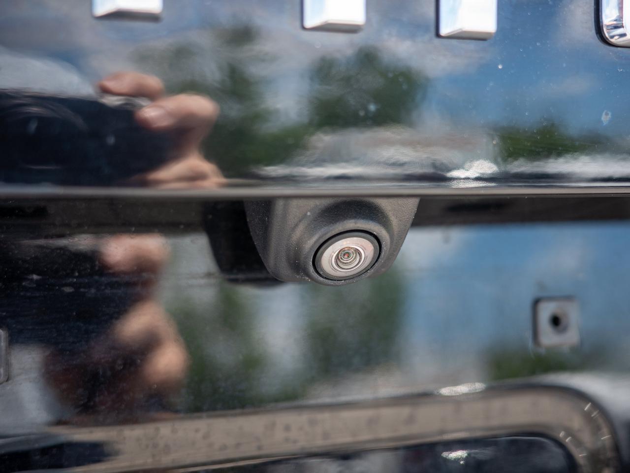 2022 Chevrolet Tahoe LT - Power Liftgate   Heated Seats Photo