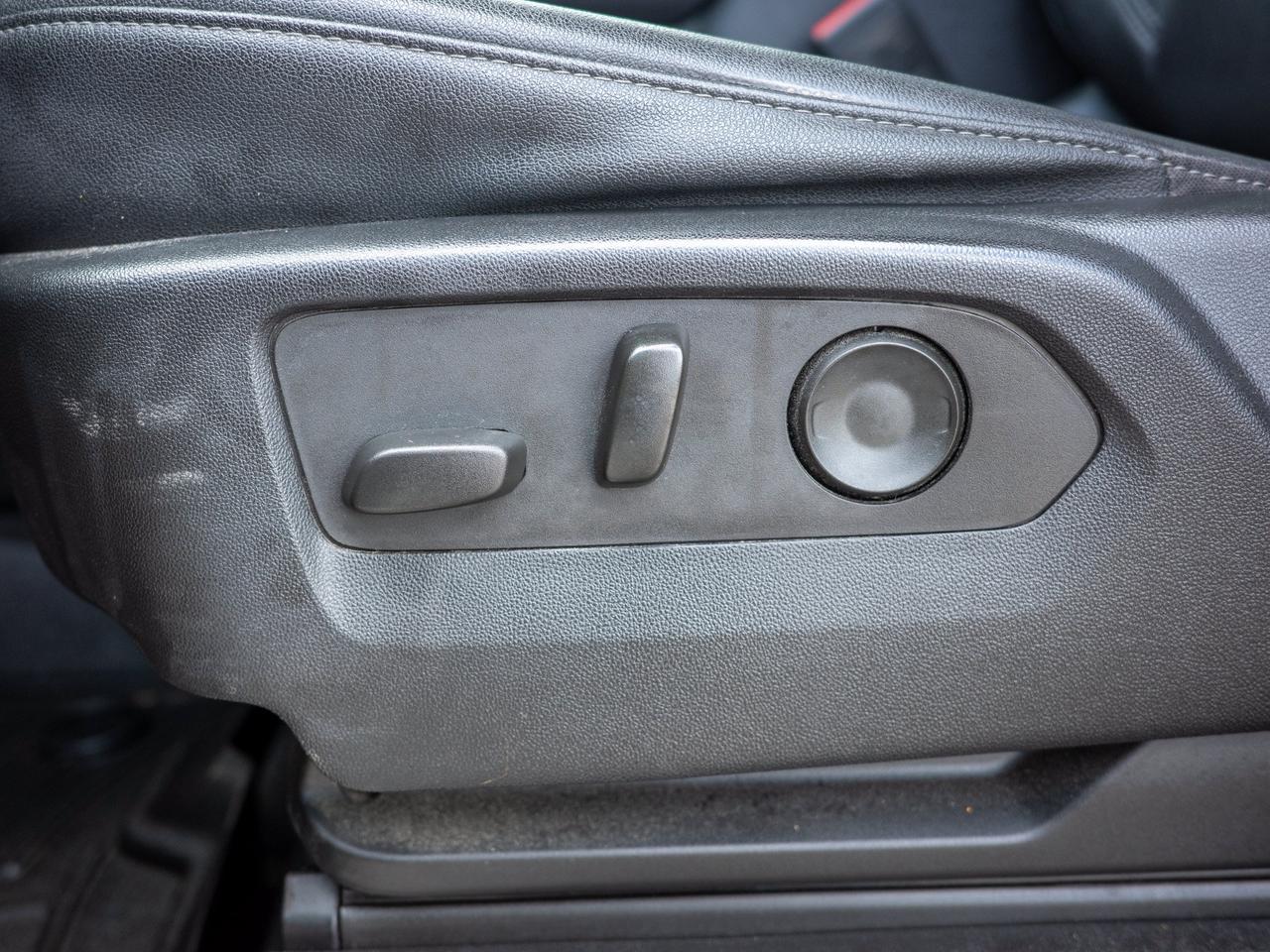 2022 Chevrolet Tahoe LT - Power Liftgate   Heated Seats Photo
