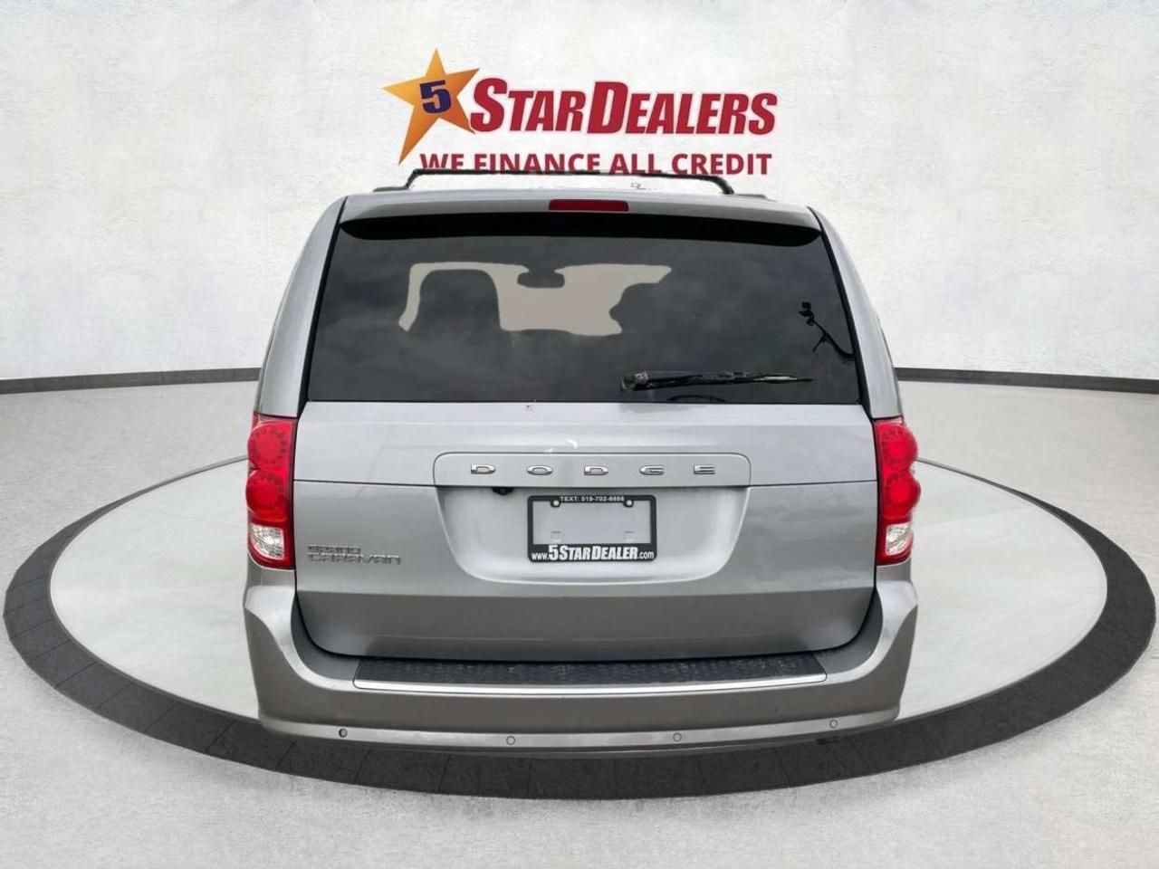 2020 Dodge Grand Caravan Premium + DVD REAR CAM WE FINANCE ALL CREDIT Photo