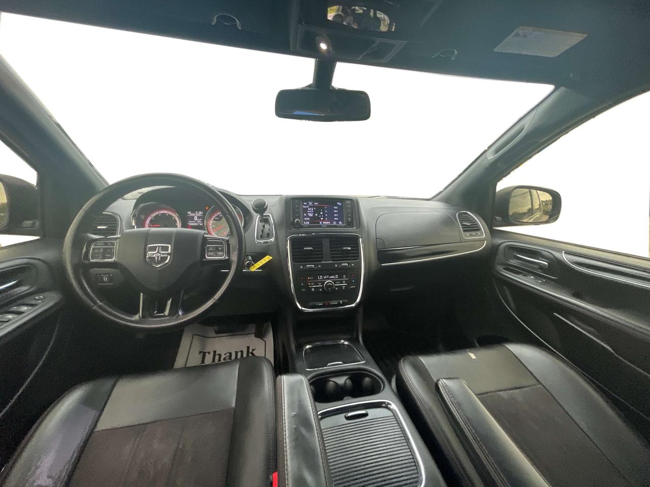 2020 Dodge Grand Caravan Premium + DVD REAR CAM WE FINANCE ALL CREDIT Photo