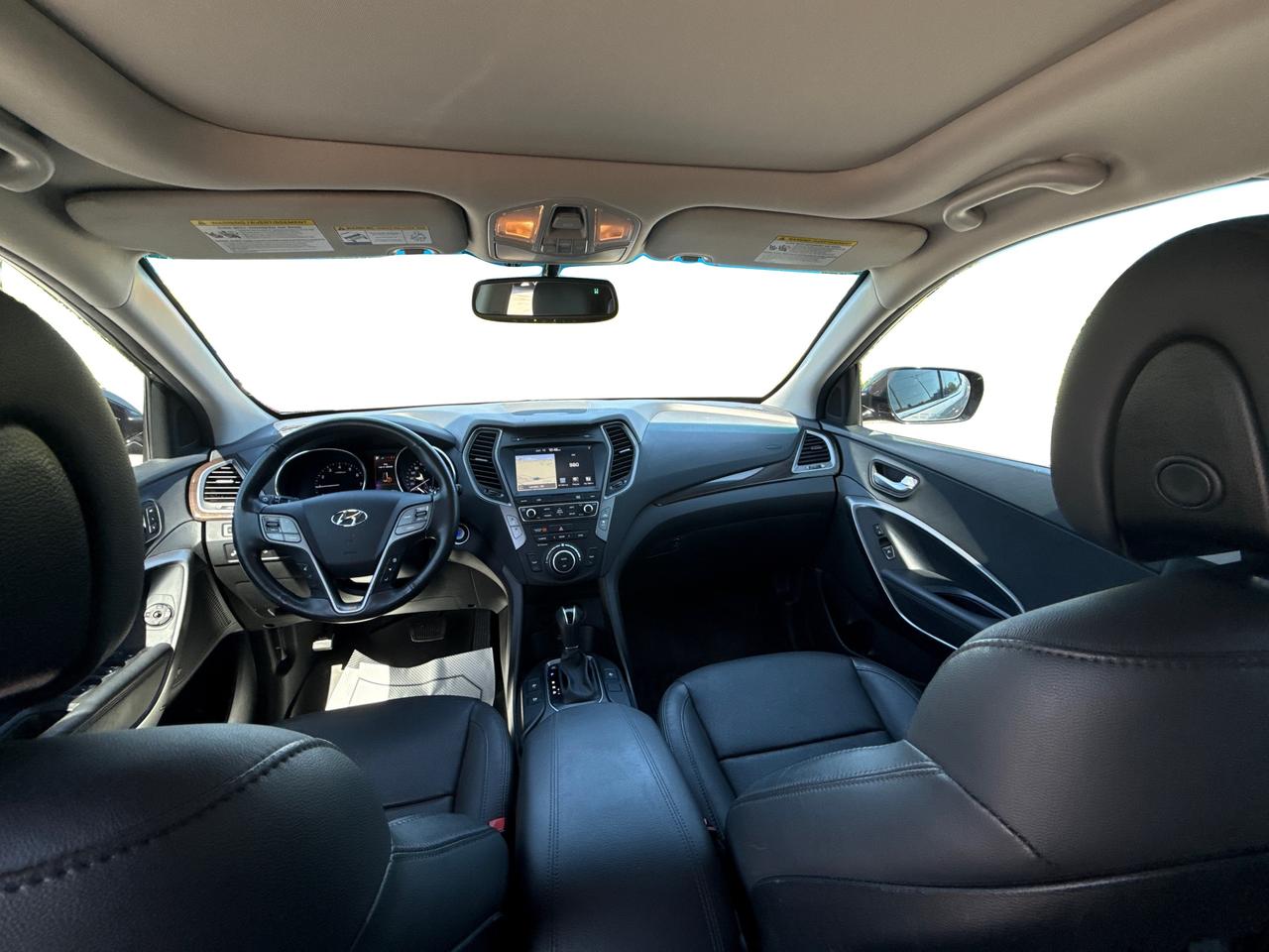 2018 Hyundai Santa Fe Sport AWD NAV SUNROOF LEATHER! WE FINANCE ALL CREDIT! Photo