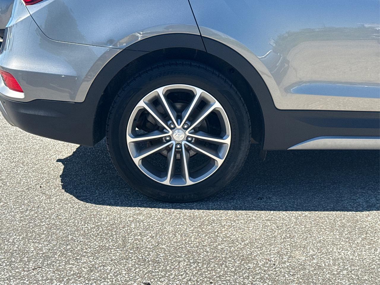 2018 Hyundai Santa Fe Sport AWD NAV SUNROOF LEATHER! WE FINANCE ALL CREDIT! Photo