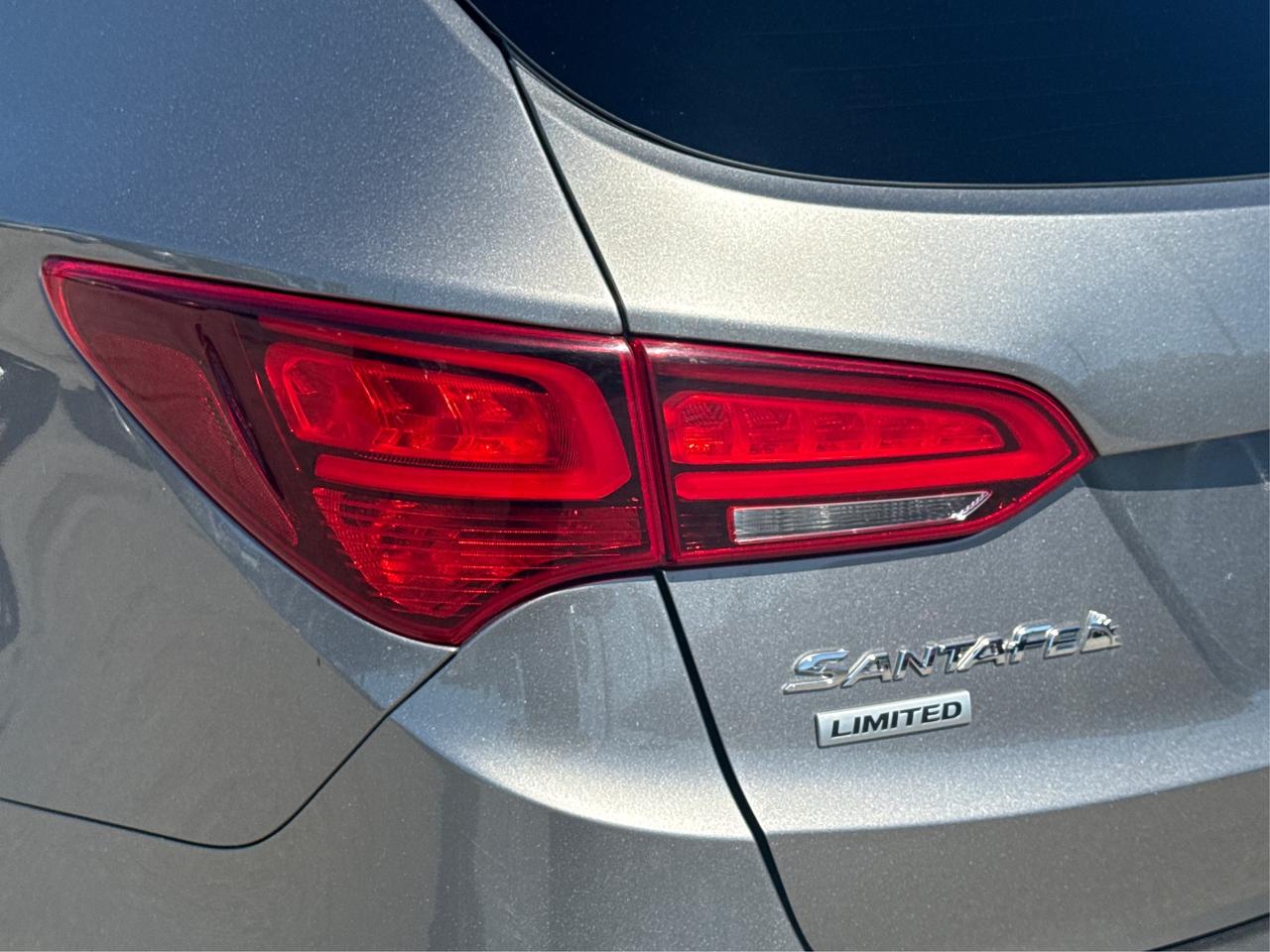2018 Hyundai Santa Fe Sport AWD NAV SUNROOF LEATHER! WE FINANCE ALL CREDIT! Photo