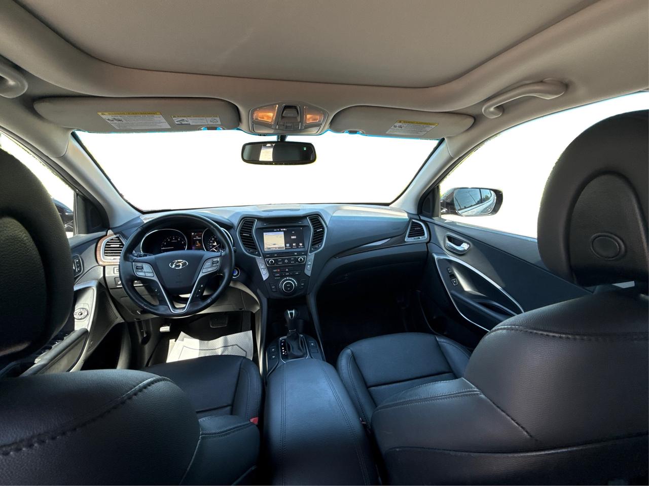 2018 Hyundai Santa Fe Sport AWD NAV SUNROOF LEATHER! WE FINANCE ALL CREDIT! Photo