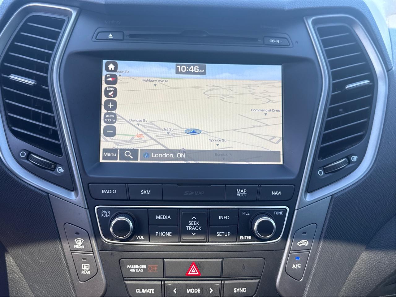 2018 Hyundai Santa Fe Sport AWD NAV SUNROOF LEATHER! WE FINANCE ALL CREDIT! Photo