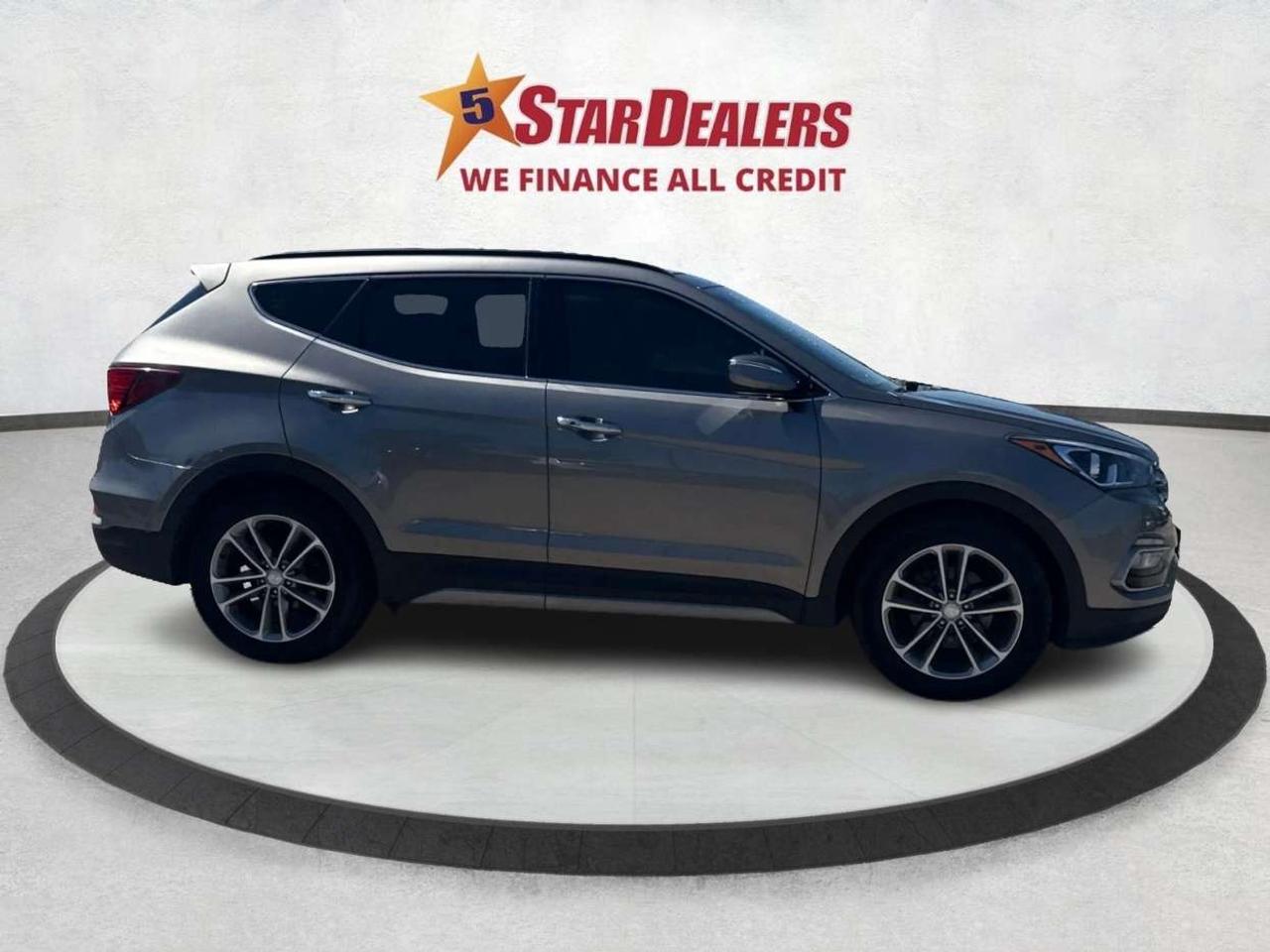 2018 Hyundai Santa Fe AWD NAV SUNROOF LEATHER! WE FINANCE ALL CREDIT! Photo