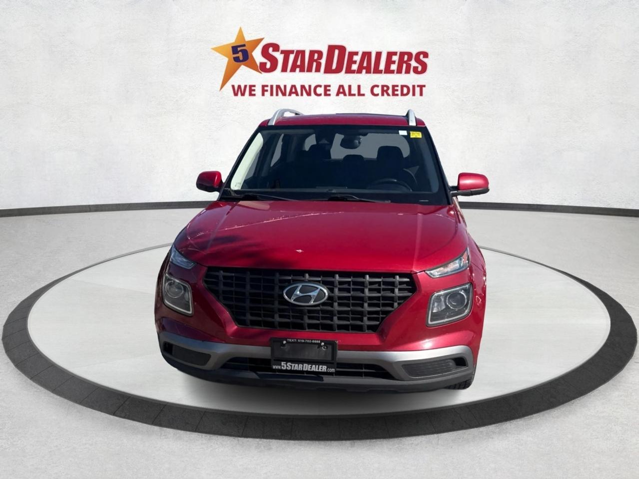 2020 Hyundai Venue Preferred IVT H-SEATS MINT! WE FINANCE ALL CREDIT! Photo