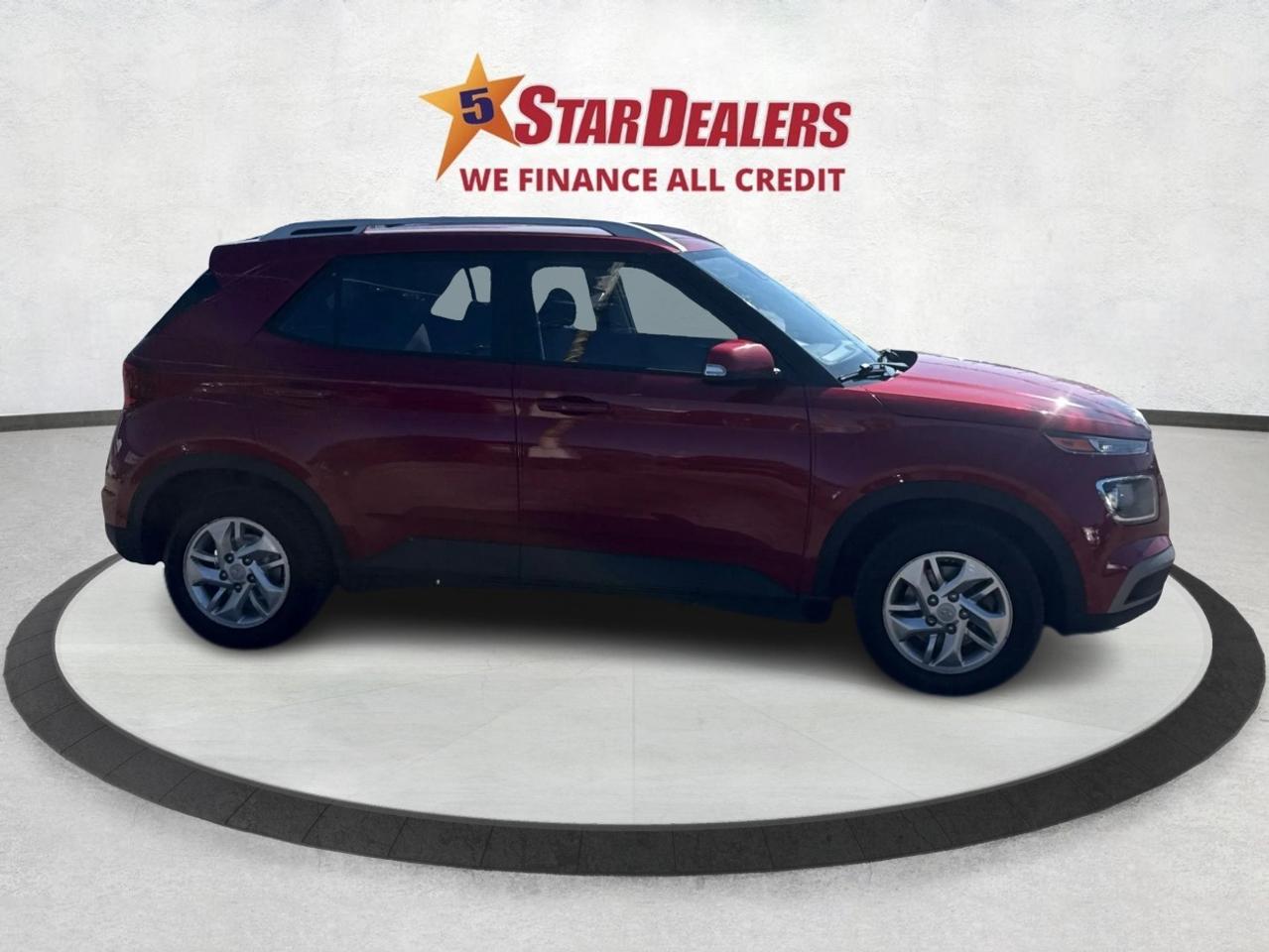 2020 Hyundai Venue Preferred IVT H-SEATS MINT! WE FINANCE ALL CREDIT! Photo