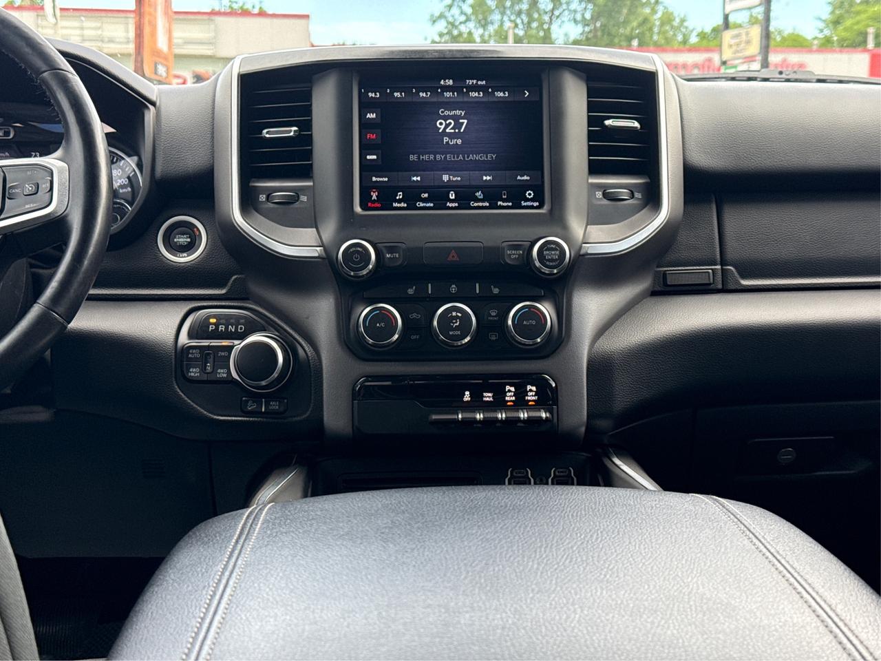 2019 RAM 1500 Big Horn 4x4 Crew Cab 5'7  Bx WE FINANCE ALL CREDT Photo