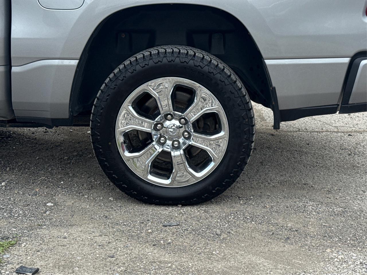 2019 RAM 1500 Big Horn 4x4 Crew Cab 5'7  Bx WE FINANCE ALL CREDT Photo