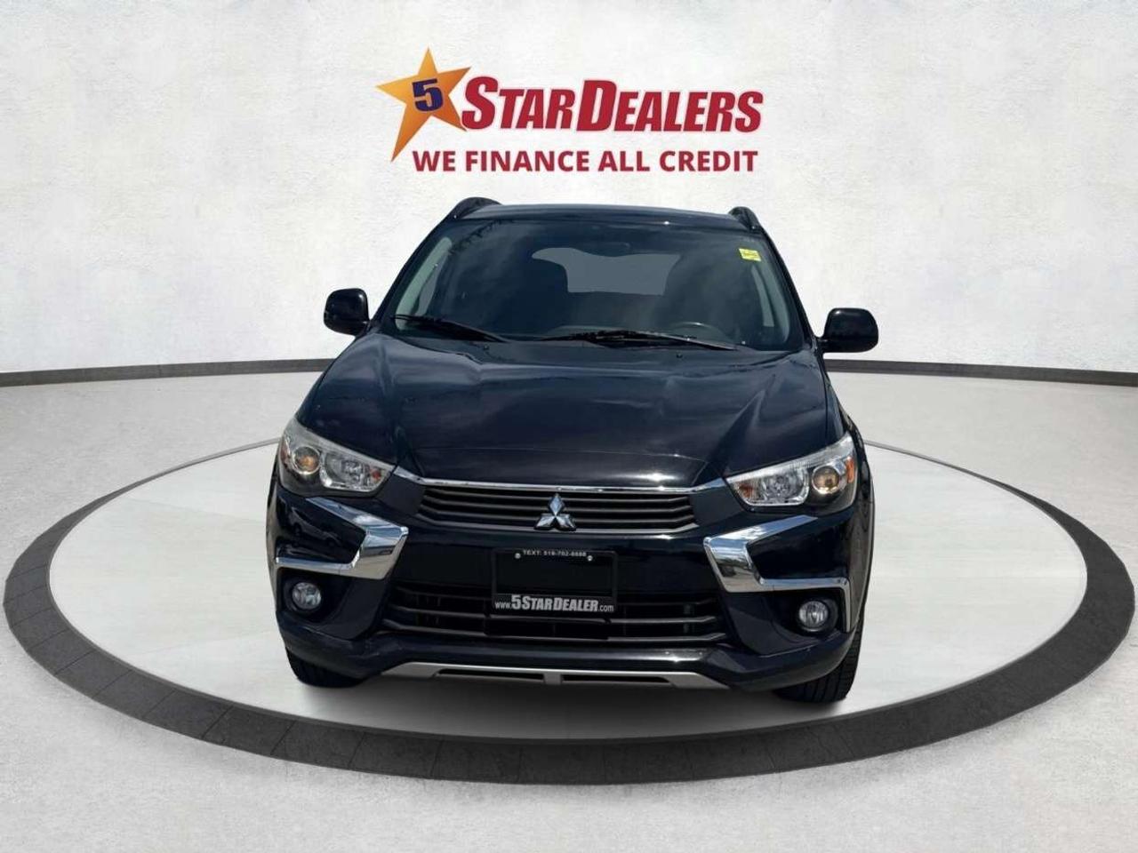 2017 Mitsubishi RVR AWD Limited Edition MINT! WE FINANCE ALL CREDIT! Photo1