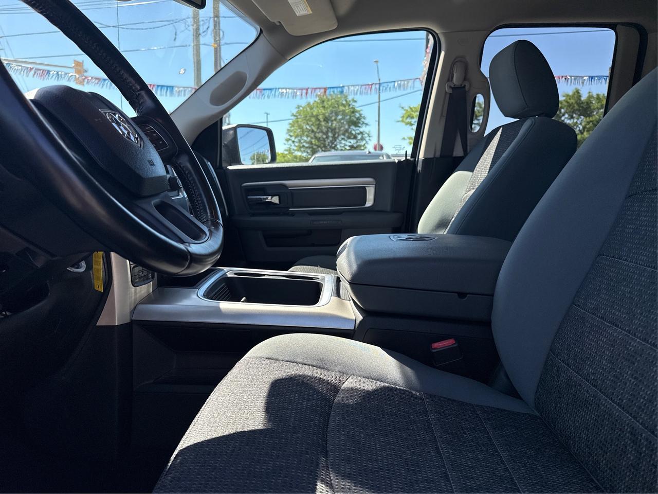 2019 RAM 1500 Classic Warlock 4x4 Quad Cab 6'4  Bx WE FINANCE ALL CREDIT Photo