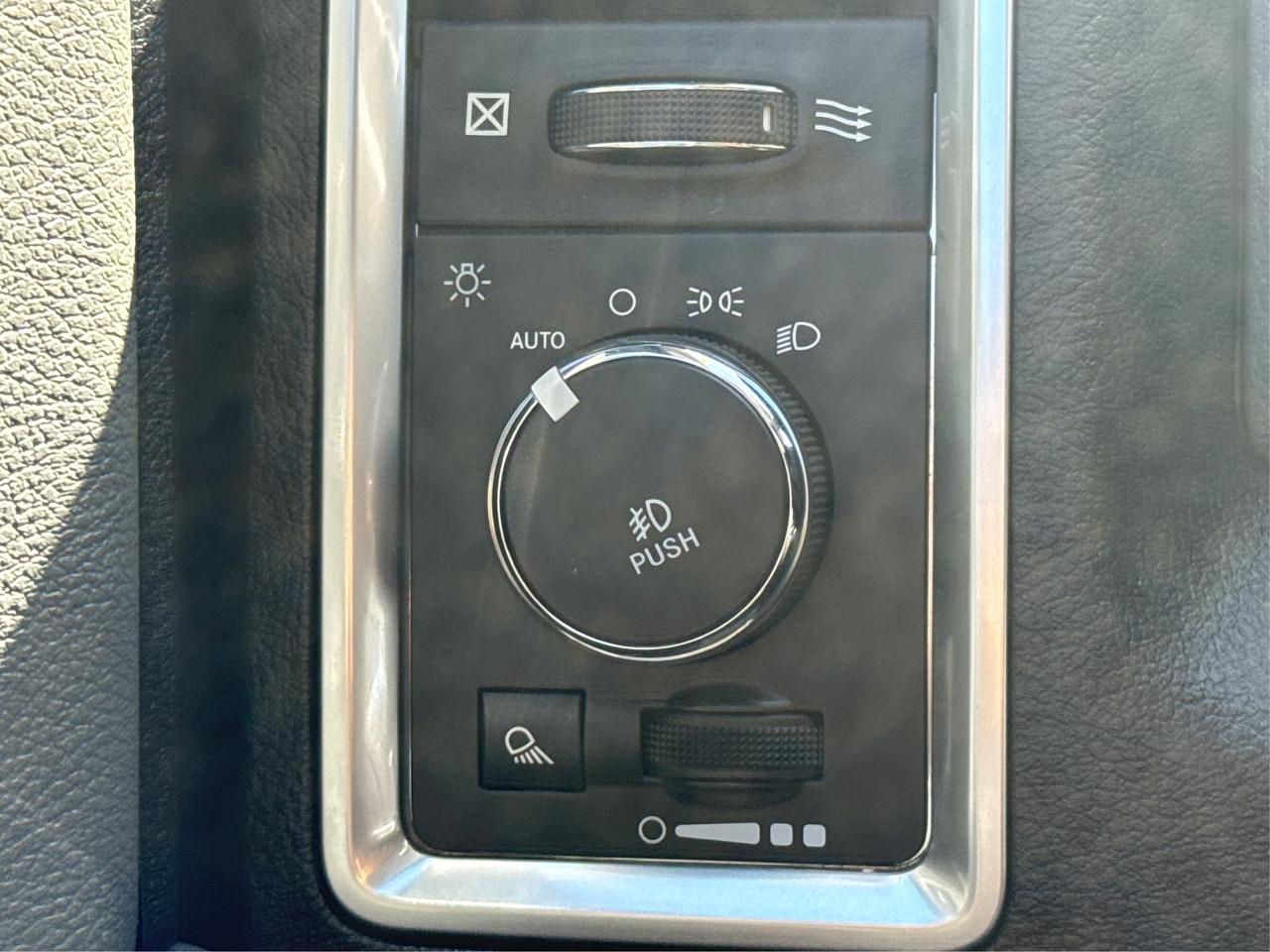 2019 RAM 1500 Classic Warlock 4x4 Quad Cab 6'4  Bx WE FINANCE ALL CREDIT Photo