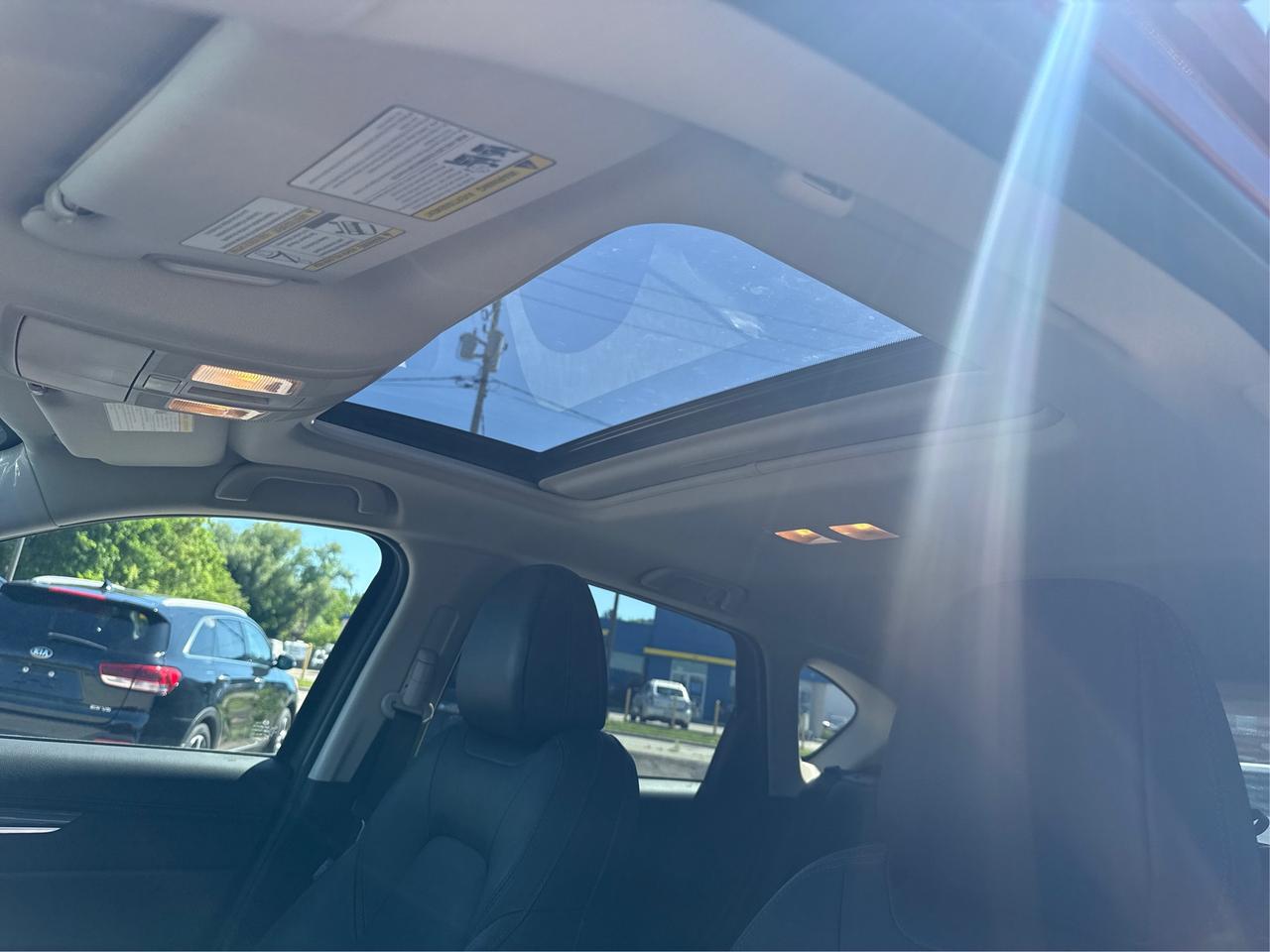 2019 Mazda CX-5 LEATHER SUNROOF REAR CAM WE FINANCE ALL CREDIT! Photo