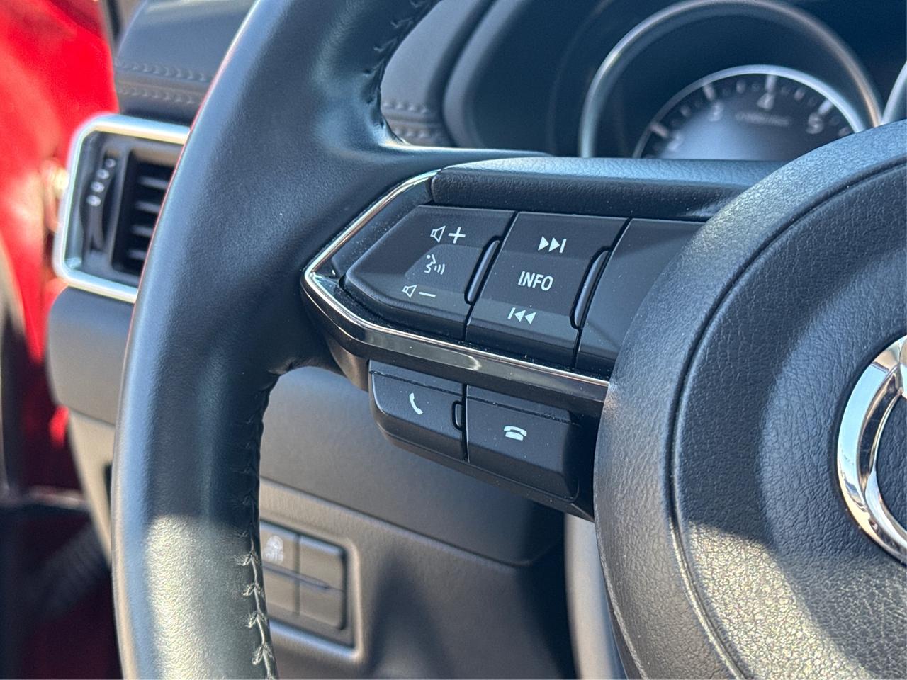 2019 Mazda CX-5 LEATHER SUNROOF REAR CAM WE FINANCE ALL CREDIT! Photo