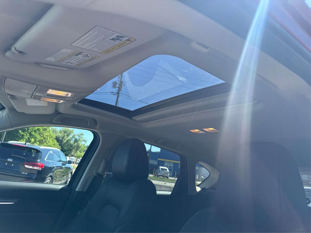 2019 Mazda CX-5 LEATHER SUNROOF REAR CAM WE FINANCE ALL CREDIT! Photo