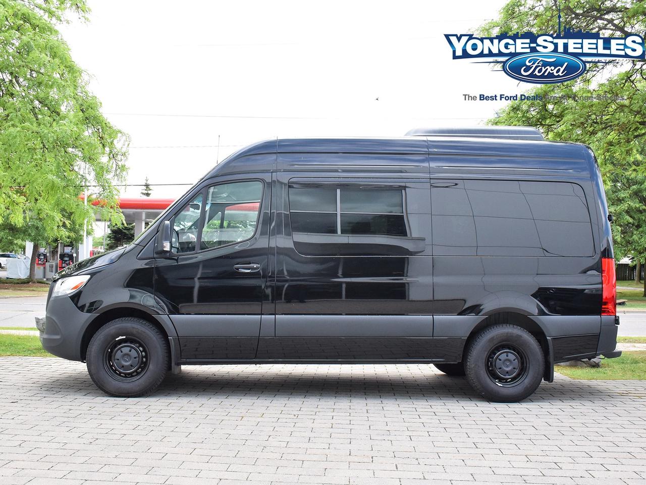 2025 Mercedes-Benz Sprinter Passenger Van 2500 HIGH ROOF I4 DIESEL 144 Photo3