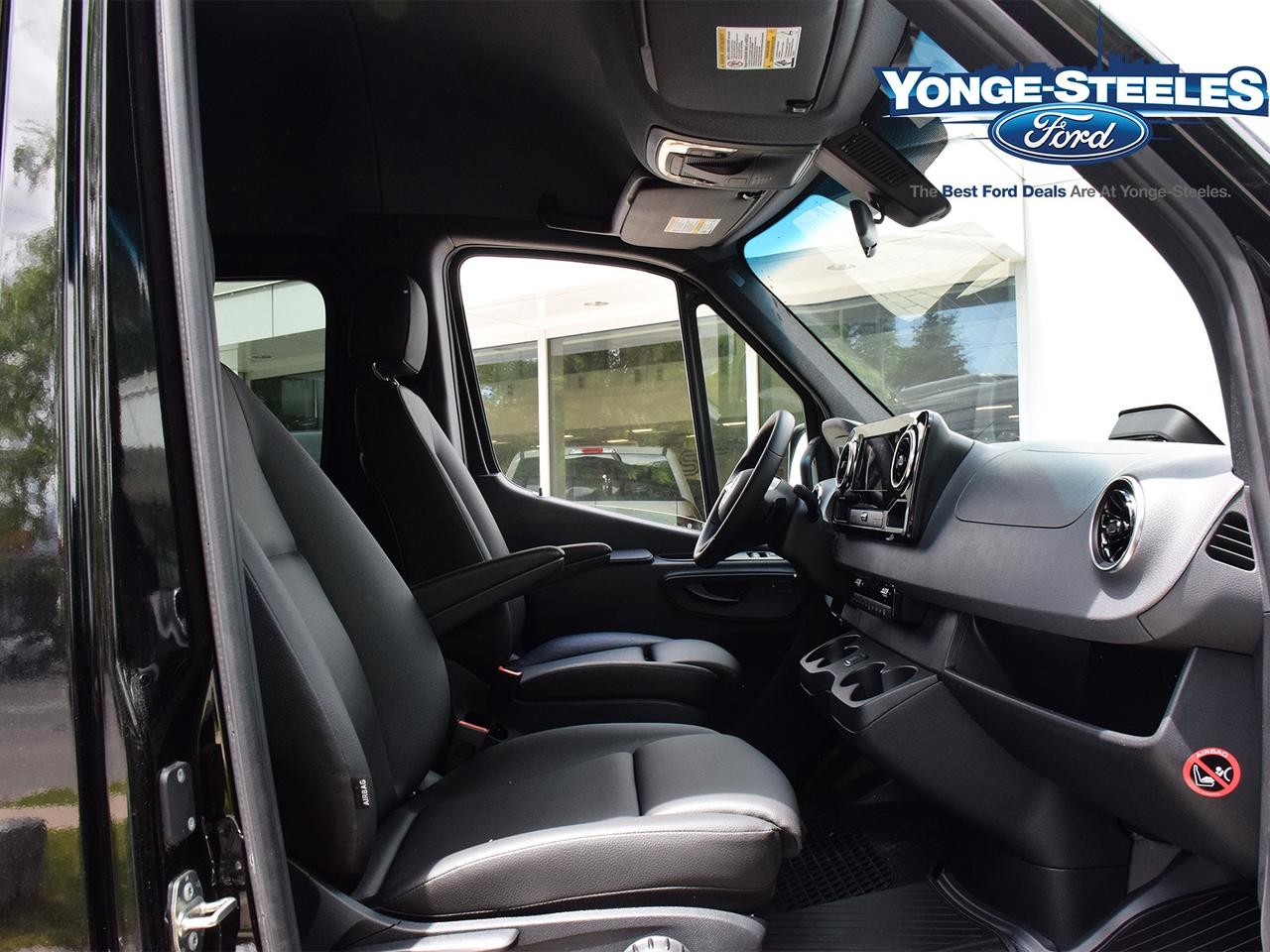 2025 Mercedes-Benz Sprinter Passenger Van 2500 HIGH ROOF I4 DIESEL 144 Photo