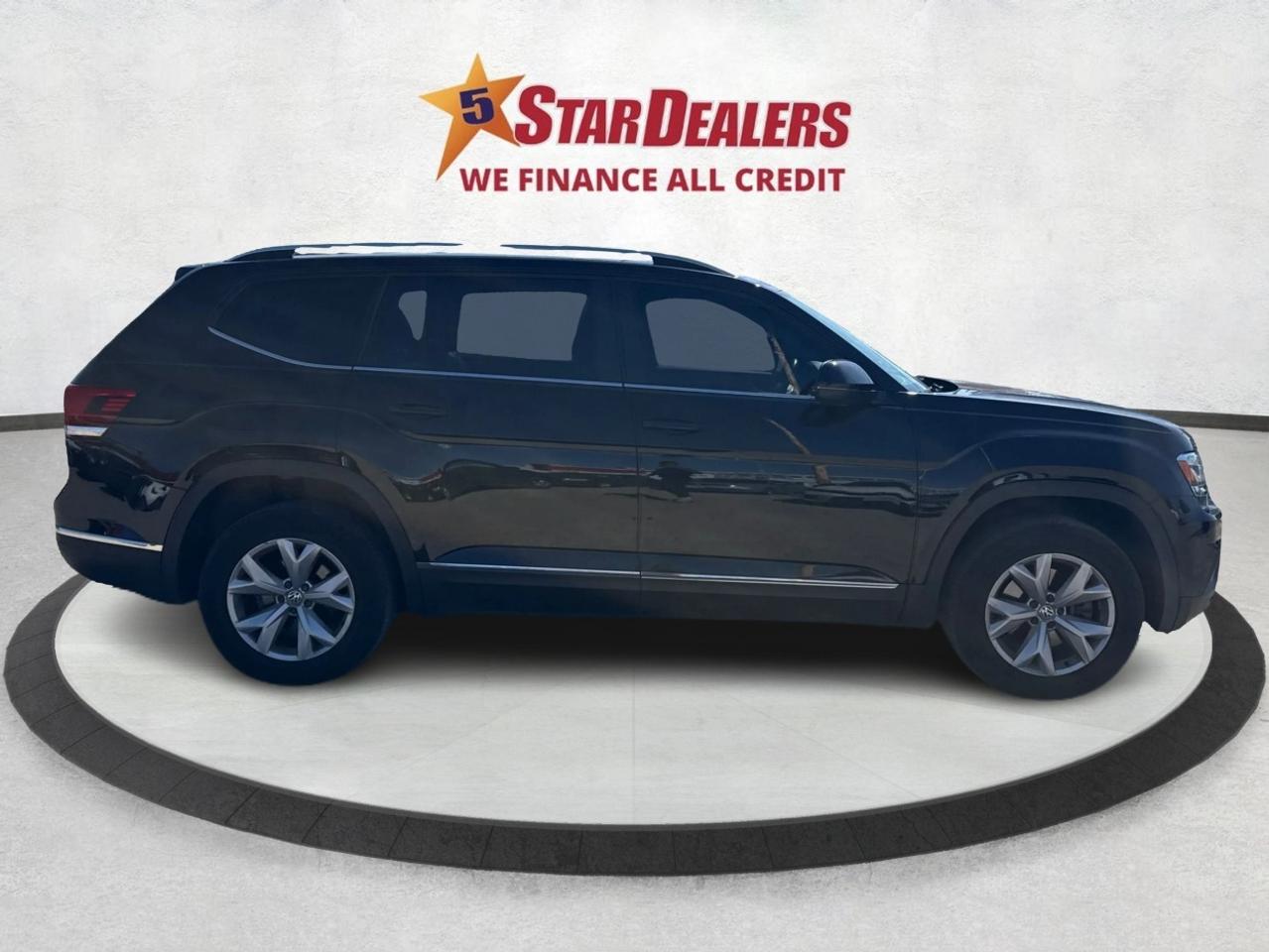 2018 Volkswagen Atlas AWD NAV LEATHER SUNROOF WE FINANCE ALL CREDIT! Photo