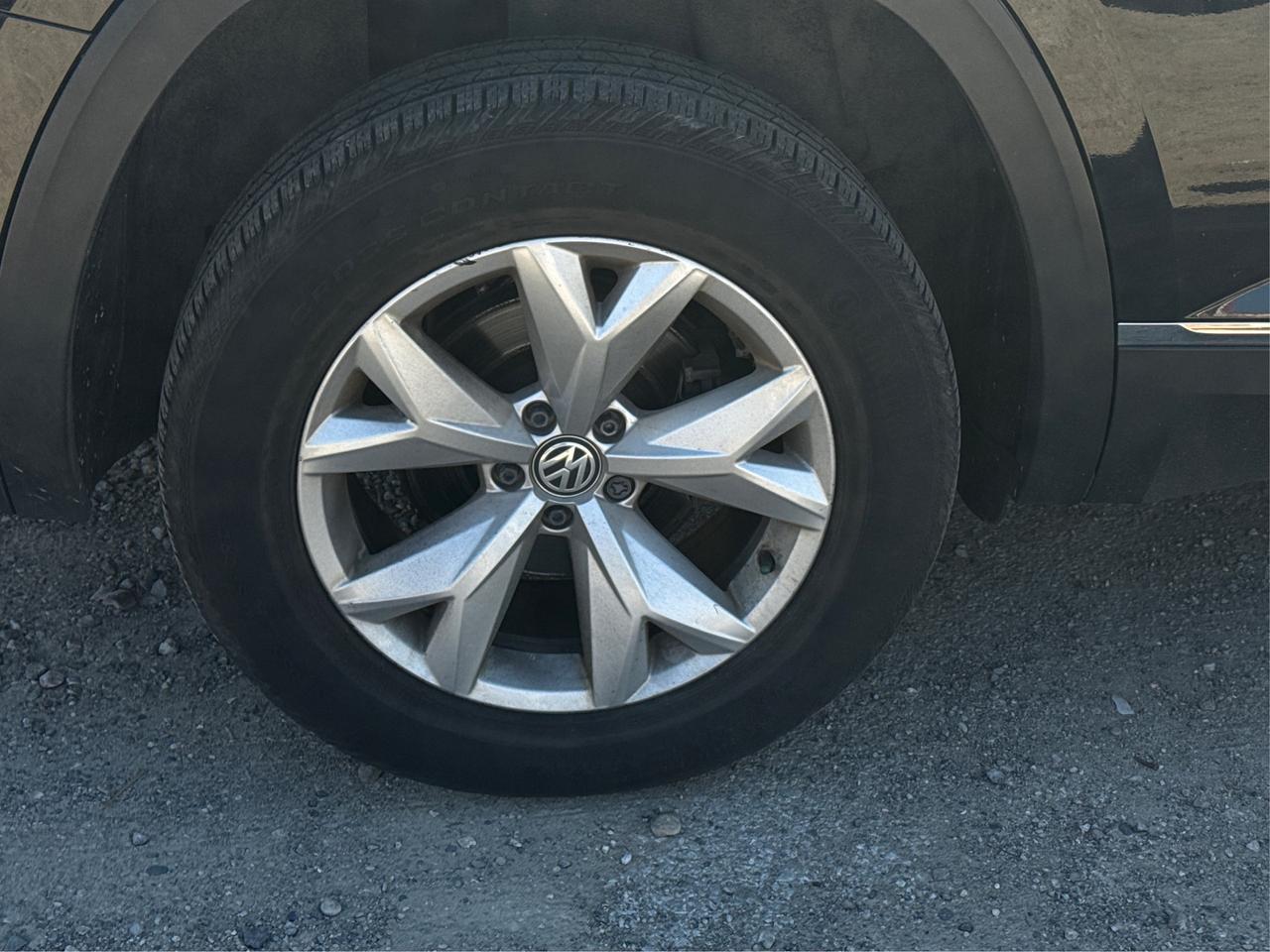 2018 Volkswagen Atlas AWD NAV LEATHER SUNROOF WE FINANCE ALL CREDIT! Photo