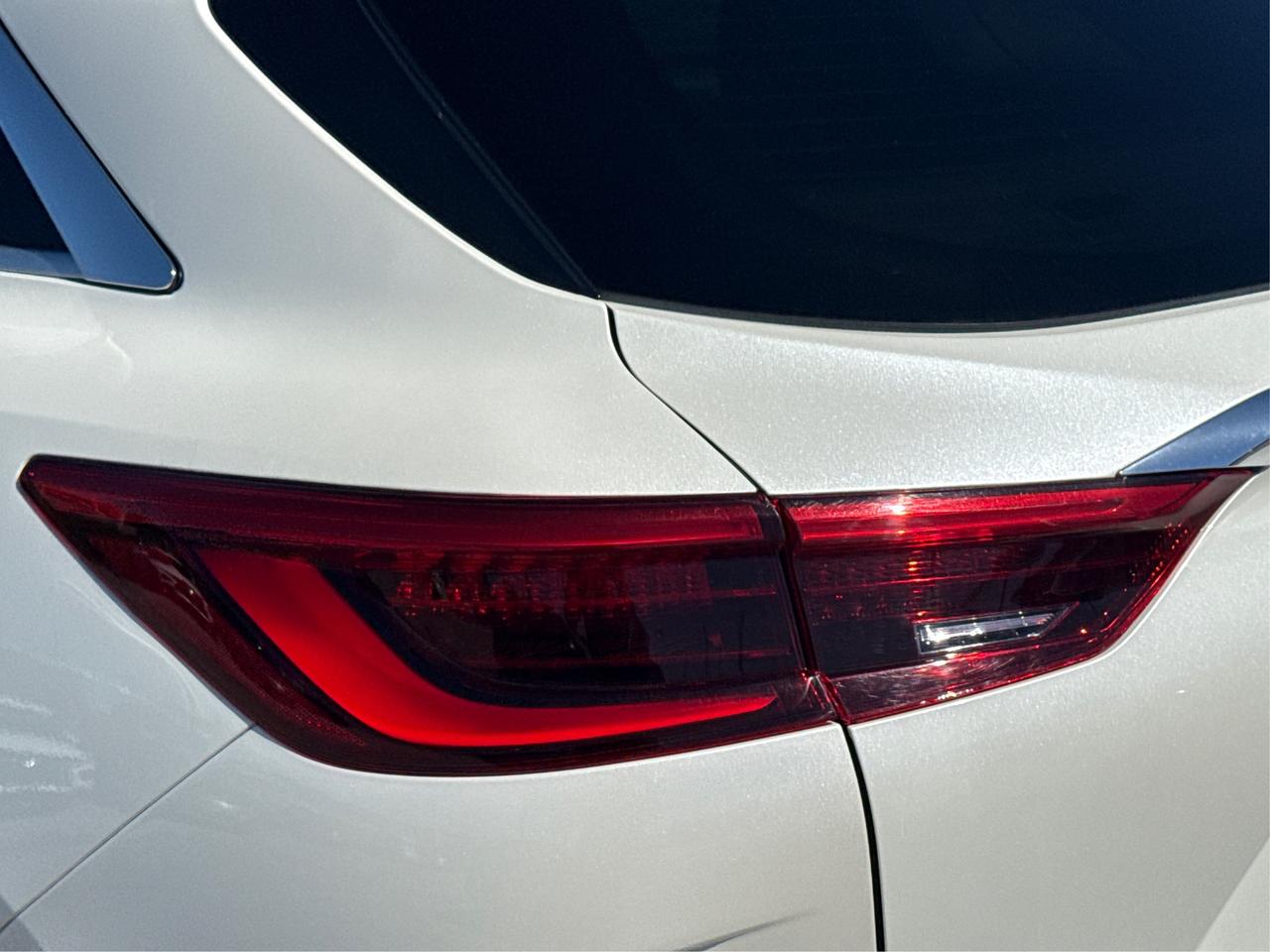 2021 Infiniti QX50 AWD LEATHER SUNROOF POWER SEATS WE FINANCE ALL! Photo