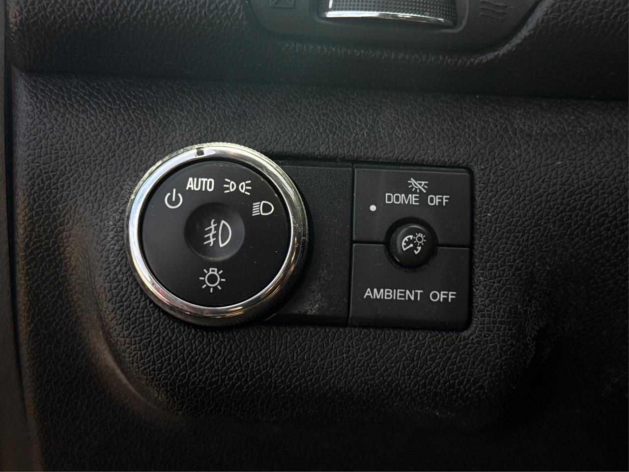 2013 Chevrolet Traverse WE FINANCE ALL CREDIT   700+ VEHICLES IN STOCK Photo