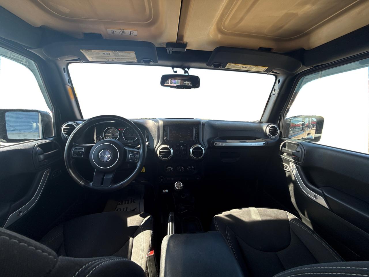2017 Jeep WRANGLER UNLIMITED 4WD NAV 2 TOPS MINT! WE FINANCE ALL CREDIT! Photo
