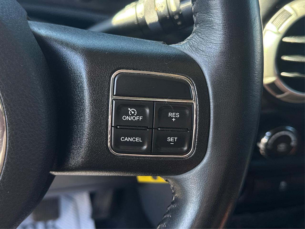 2017 Jeep WRANGLER UNLIMITED 4WD NAV 2 TOPS MINT! WE FINANCE ALL CREDIT! Photo