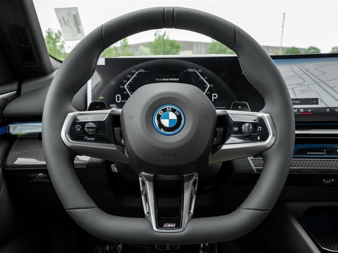 2027 BMW 550e xDrive 4dr All-Wheel Drive Sedan Photo
