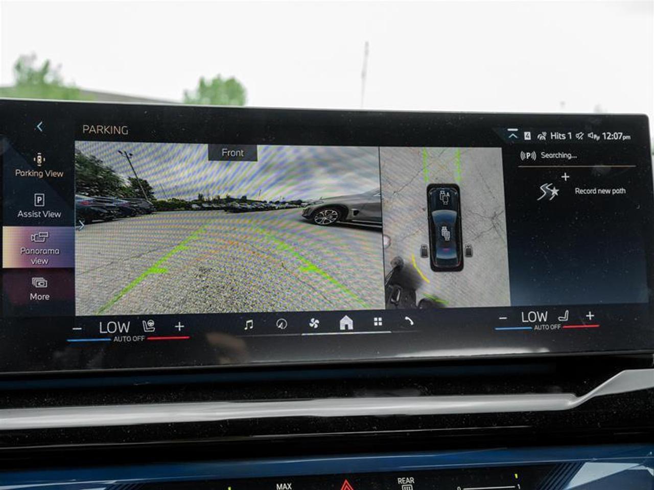 2027 BMW 550e xDrive 4dr All-Wheel Drive Sedan Photo