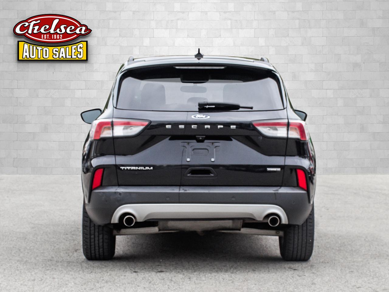 2021 Ford Escape Titanium AWD Photo