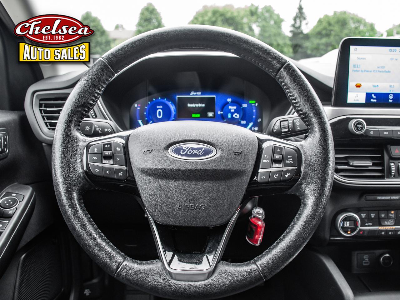 2021 Ford Escape Titanium AWD Photo