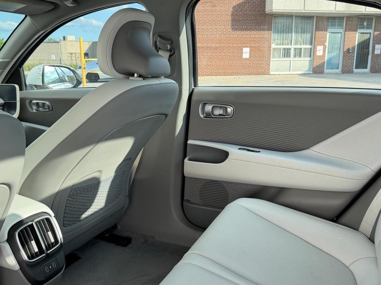 2024 Hyundai IONIQ 6 ULTIMATE   LONG RANGE   ONE OWNER   NO ACCIDENT Photo