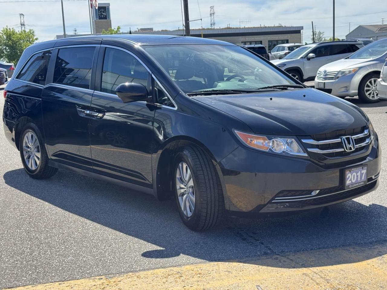 2017 Honda Odyssey EX/ CERTIFIED/ CARFAX CLEAN/ LOW KMS/ MUST SEE Photo