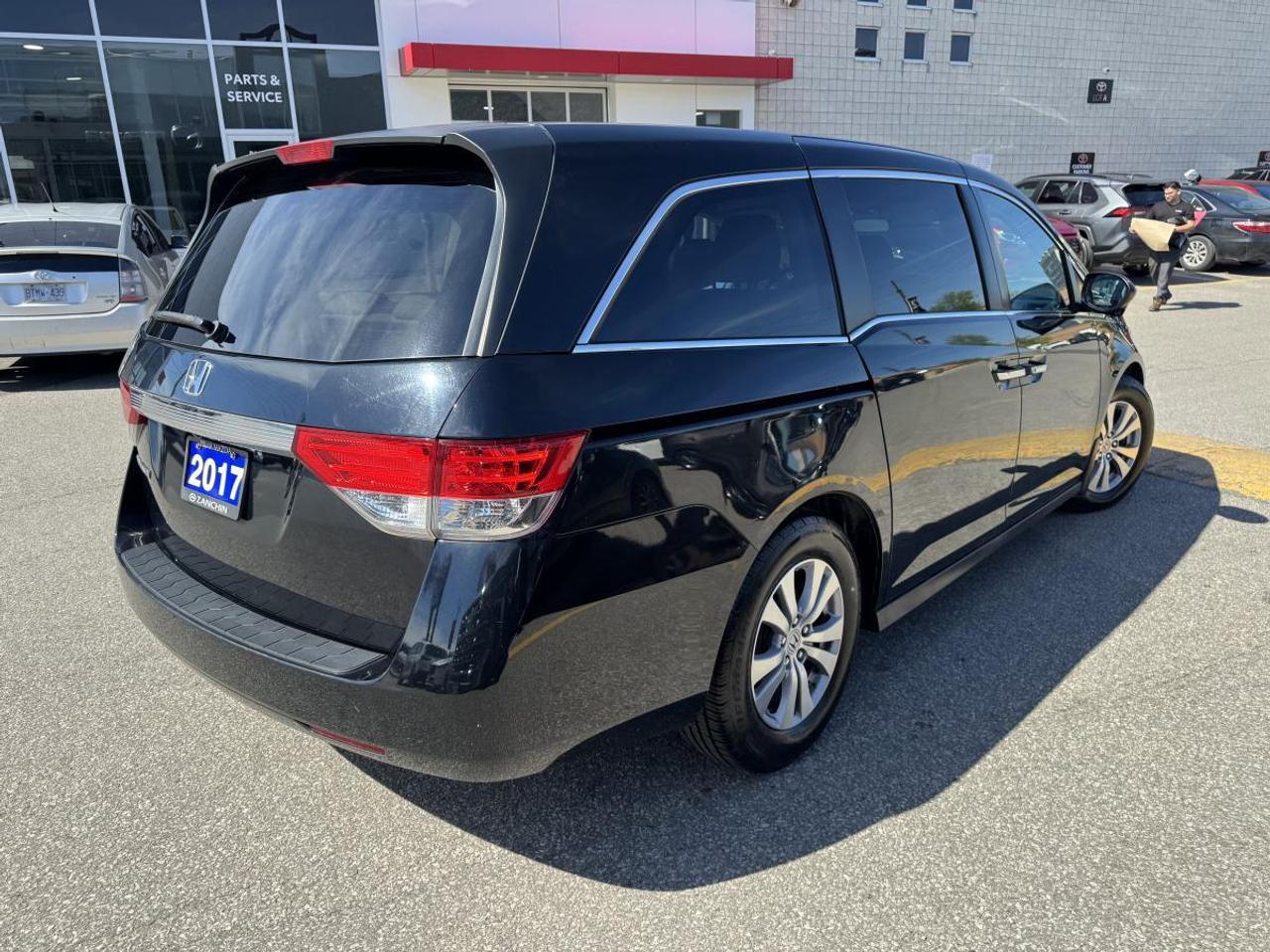 2017 Honda Odyssey EX/ CERTIFIED/ CARFAX CLEAN/ LOW KMS/ MUST SEE Photo4