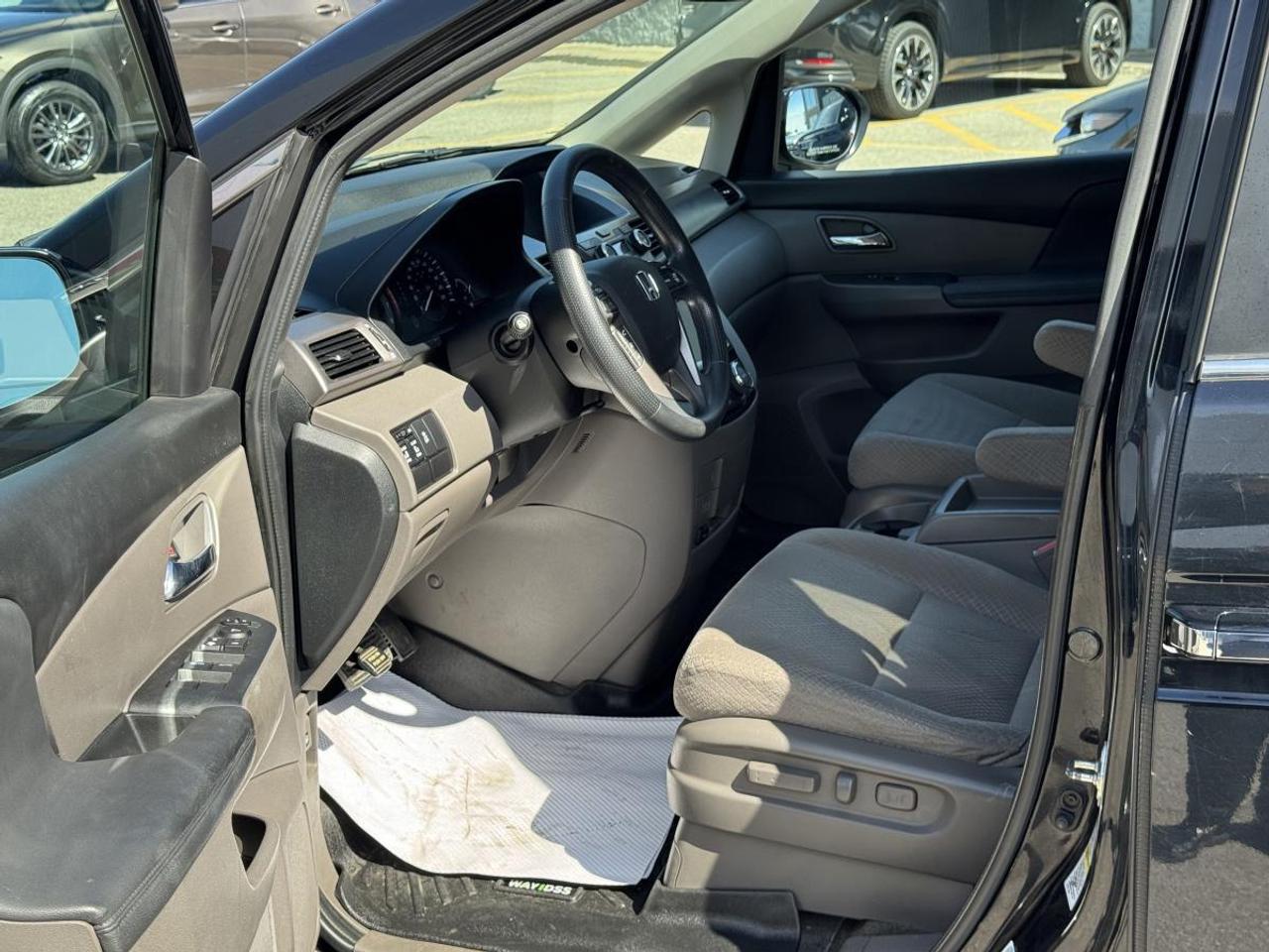 2017 Honda Odyssey EX/ CERTIFIED/ CARFAX CLEAN/ LOW KMS/ MUST SEE Photo