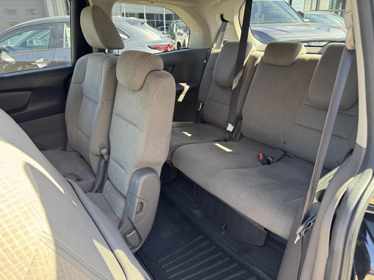 2017 Honda Odyssey EX/ CERTIFIED/ CARFAX CLEAN/ LOW KMS/ MUST SEE Photo