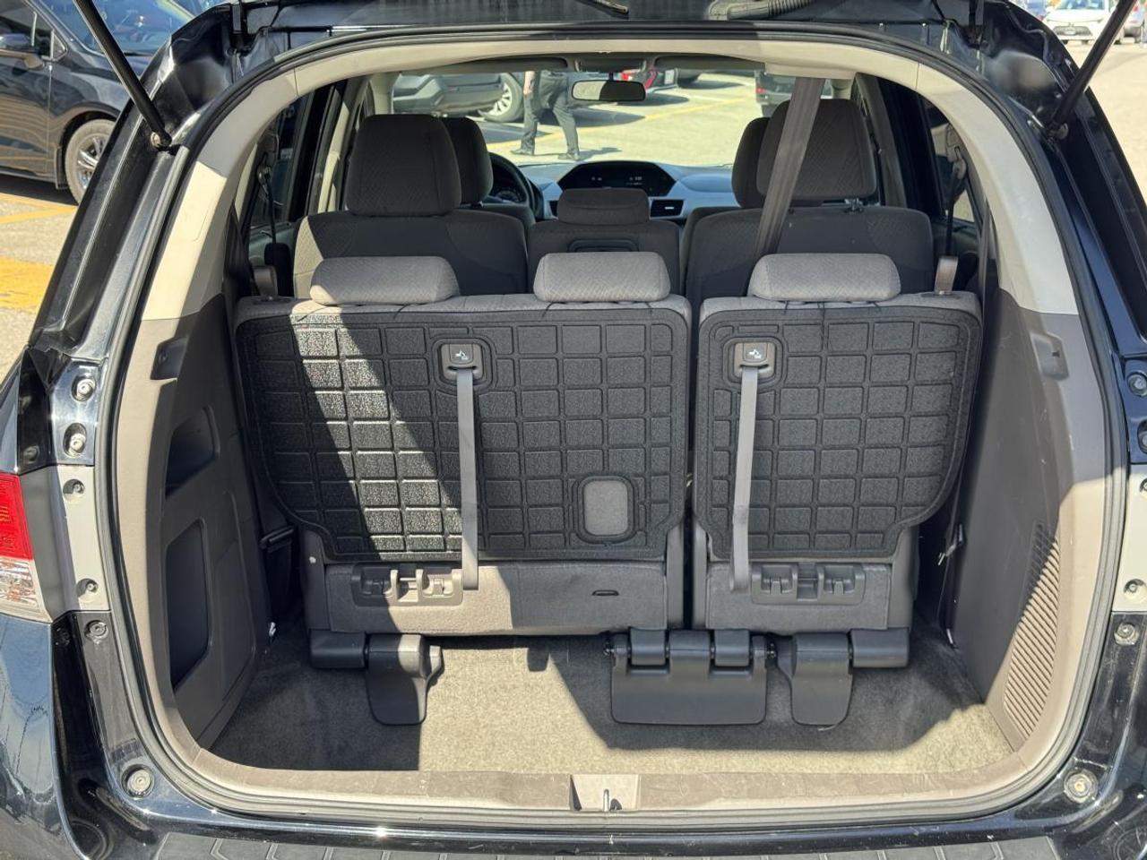 2017 Honda Odyssey EX/ CERTIFIED/ CARFAX CLEAN/ LOW KMS/ MUST SEE Photo