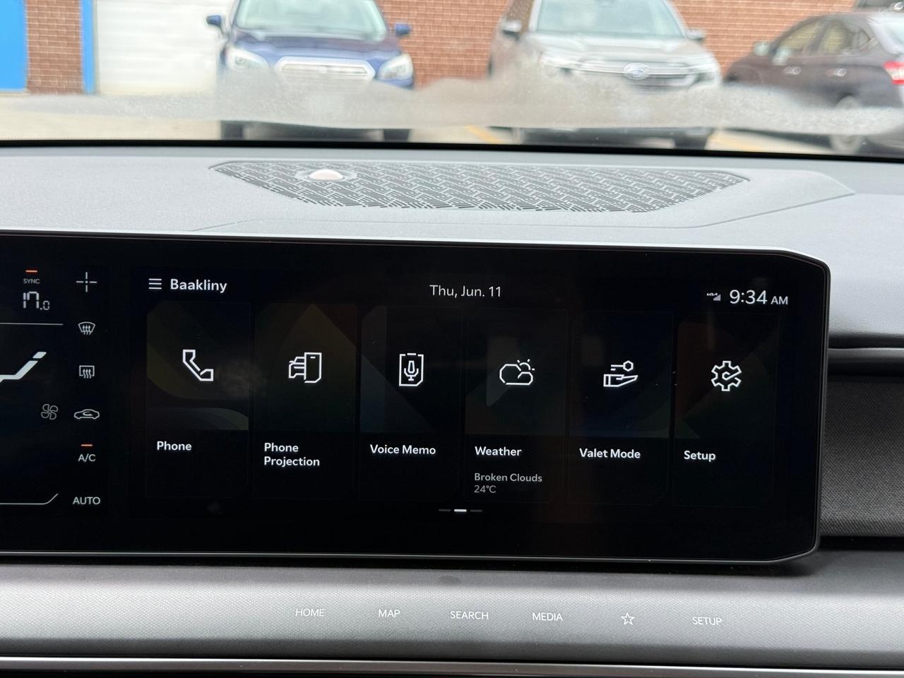 2024 Kia EV9 LAND   AWD   ONE OWNER   NO ACCIDENT Photo