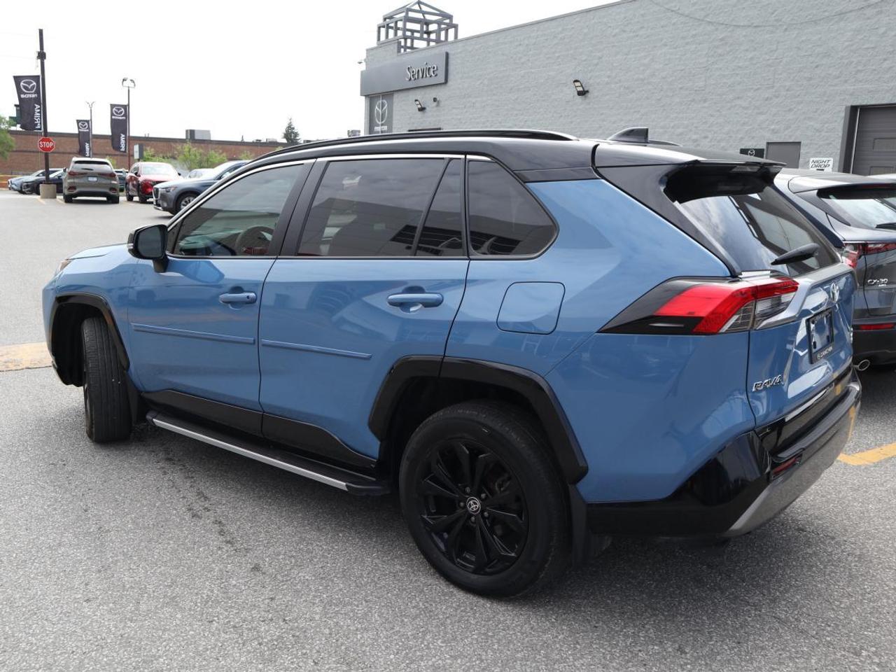 2024 Toyota RAV4 Hybrid HYBRID XSE AWD/ MOONROOF/ JBL AUDIO/DIGITAL MIRROR Photo