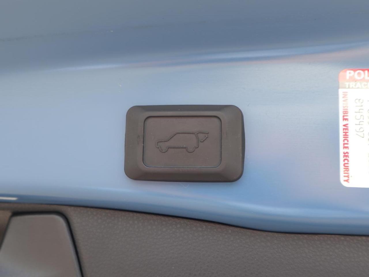 2024 Toyota RAV4 Hybrid HYBRID XSE AWD/ MOONROOF/ JBL AUDIO/DIGITAL MIRROR Photo