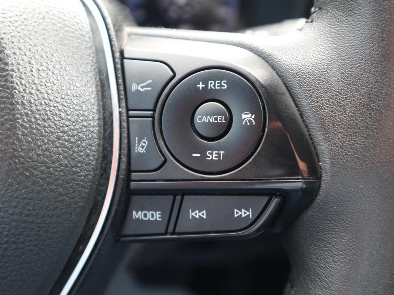 2024 Toyota RAV4 Hybrid HYBRID XSE AWD/ MOONROOF/ JBL AUDIO/DIGITAL MIRROR Photo