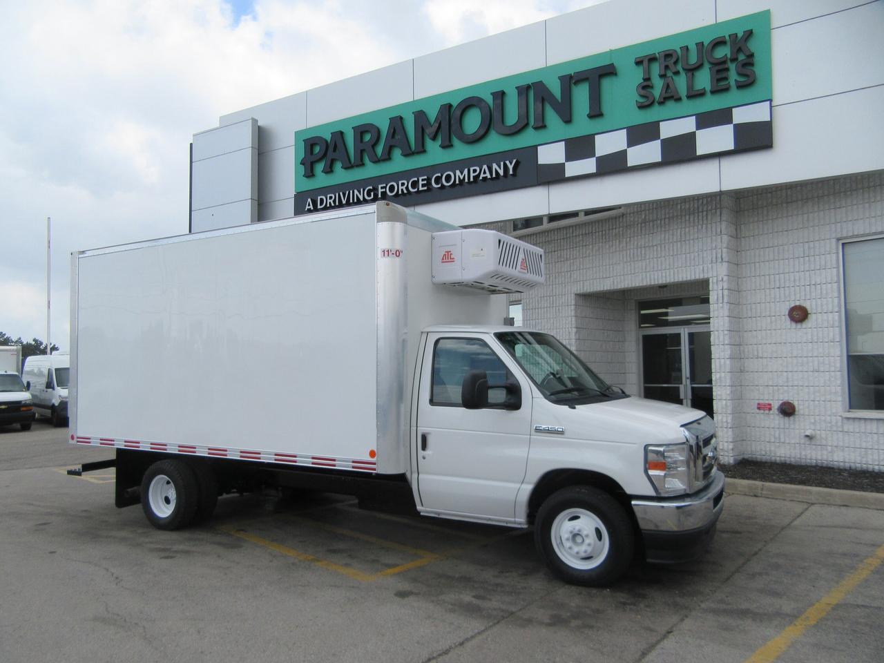 2022 Ford E-450 GAS 14 FT HIGH BOX NEW LOW TEMP REEFER SYSTEM Photo